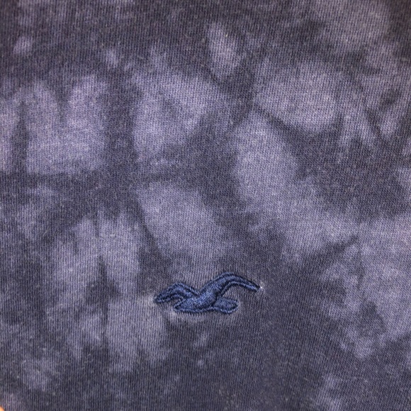 Holister tee shirt - Picture 3 of 4